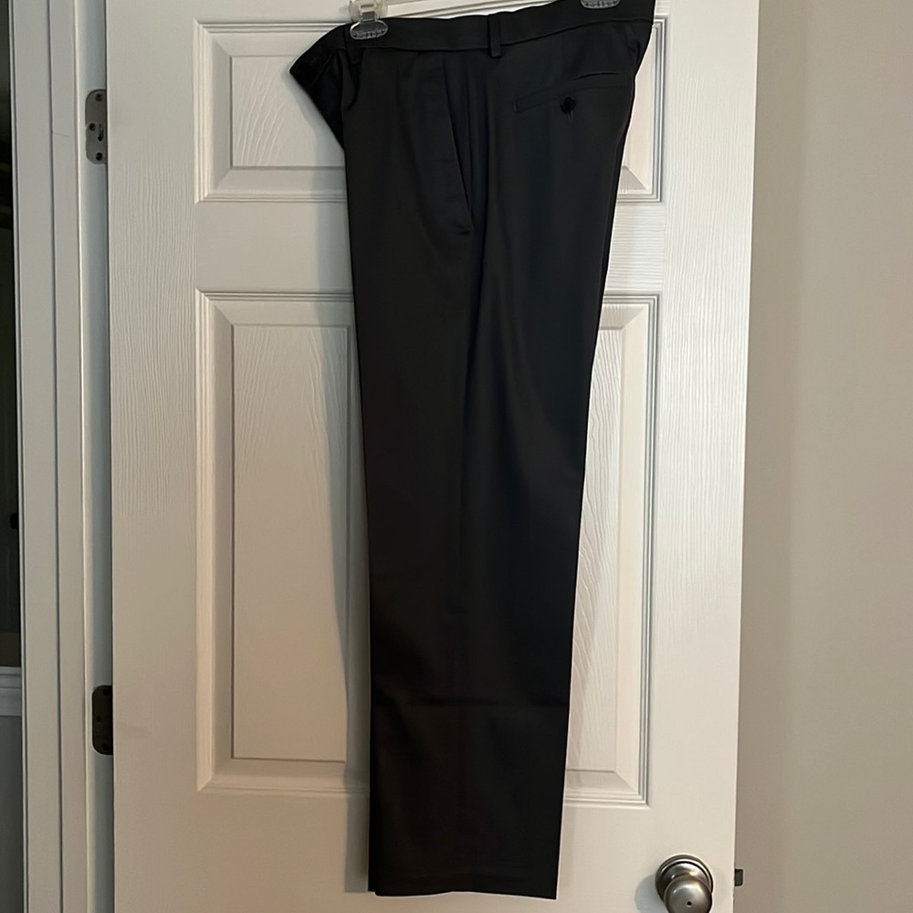 Men’s dark grey dress pants. Worn once!
